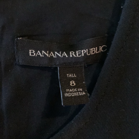 Banana Republic Black Racer Dress with Seam Details Sz 8 Tall - Picture 4 of 7